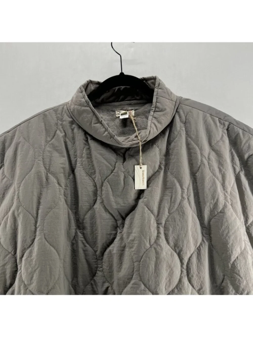 World Market Quilted Fleece Cowl Neck Poncho Womens One Size Oversized Boxy Gray - Picture 6 of 13